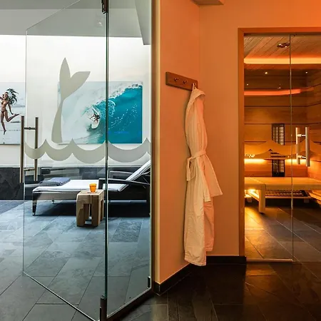 Nixe Boutiquehotel & 4* Binz