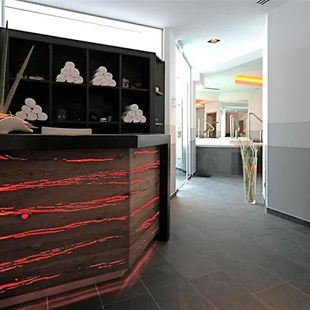Nixe Boutiquehotel & Hotel 4*