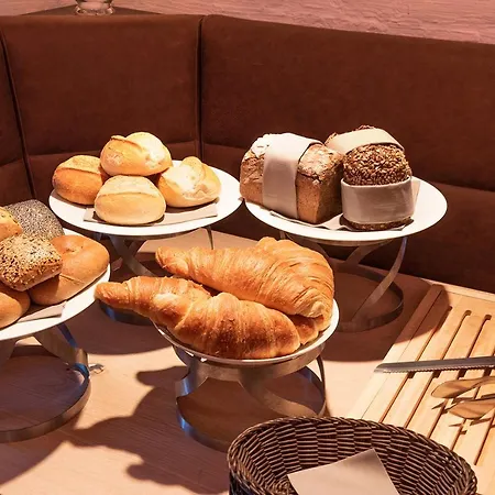 Nixe Boutiquehotel & 4* Binz